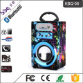 Tragbarer Multimedia-Karaoke-Bluetooth-Lautsprecher mit Disco-Lichtern